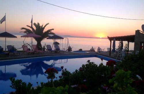 Karlovassi Apartment | 35 m² Serviced apartment ∙ 4 guests