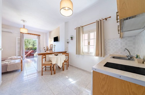 Astrakeri Apartment | 35 m² Studio flat ∙ 1 bedroom ∙ 3 guests