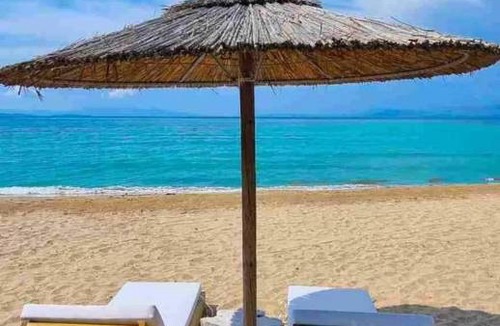 Molos Villa | 350 m² Villa ∙ 6 bedrooms ∙ 12 guests