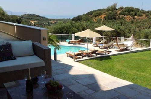 Gerani Villa | 350 m² Villa ∙ 7 bedrooms ∙ 16 guests