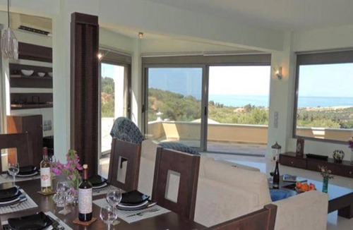 Gerani Villa | 350 m² Villa ∙ 7 bedrooms ∙ 16 guests