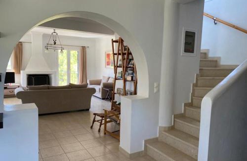 Fternon House | 350m Above Sea