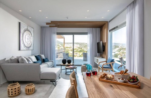 Ammoudara House | 360 m² Farmhouse ∙ 8 bedrooms ∙ 16 guests