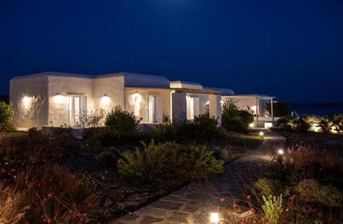 Santa Maria Resort | 385 m² Resort ∙ 6 bedrooms ∙ 16 guests