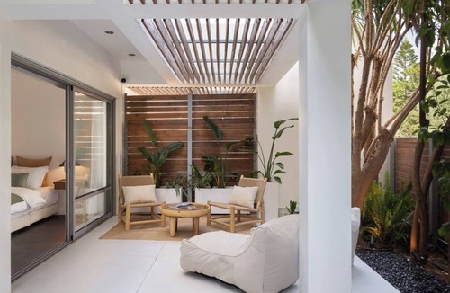 Vari-Voula-Vouliagmeni House | 3BD 2 Floor Maisonette with Pool