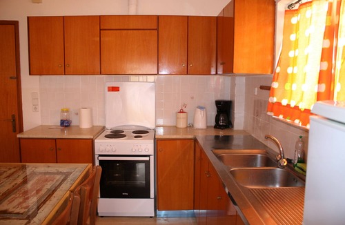 Kato Galatas House | 3mn WALK TO THE SANDY GOLDEN BEACH. SEA VUE. IDEALLY LOCATE. SEA VIEW. WIFI