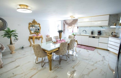 Kalamaki Villa | 4 bedroom house with heated pool, bar and BBQ