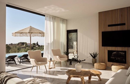 Laganas Villa | 4-Bedroom Private Villa, Sea view & Swimming pool