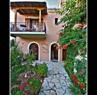 Athani House | 40 m² House ∙ 3 guests