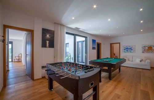 Kounelion House | 415 m² Farmhouse ∙ 6 bedrooms ∙ 14 guests