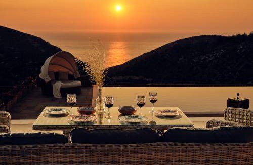 Anafonitria Villa | 430 m² Villa ∙ 5 bedrooms ∙ 11 guests