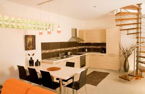 Pefkos House | 4BR Superior Villa with Jacuzzi & Pool