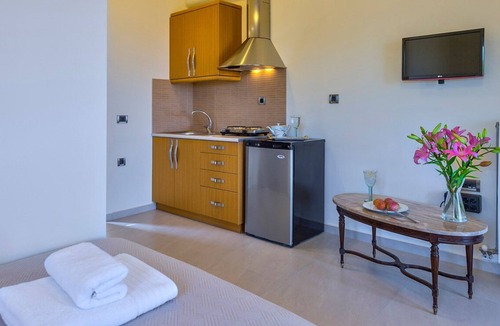 Kalathas Villa | 5 Bedroom Luxury Villa With Pool, Childrens Pool, Sea View And Near The Beach