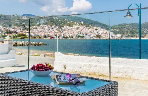 Skopelos Apartment | 52 m² Serviced apartment ∙ 4 guests