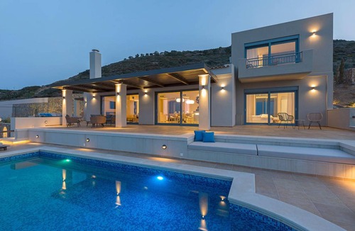 Mochlos Villa | 550 m² Villa ∙ 5 bedrooms ∙ 10 guests