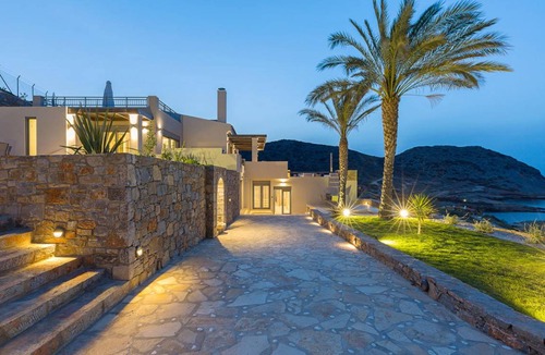 Mochlos Villa | 550 m² Villa ∙ 5 bedrooms ∙ 10 guests