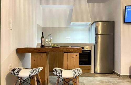 Plaka Apartment | 60 m² Apartment ∙ 4 guests