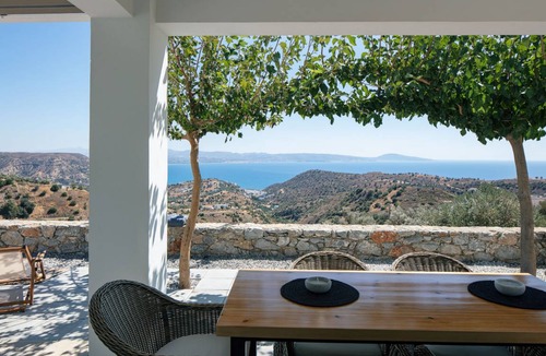 Agia Galini Villa | 60 m² Villa ∙ 2 bedrooms ∙ 5 guests
