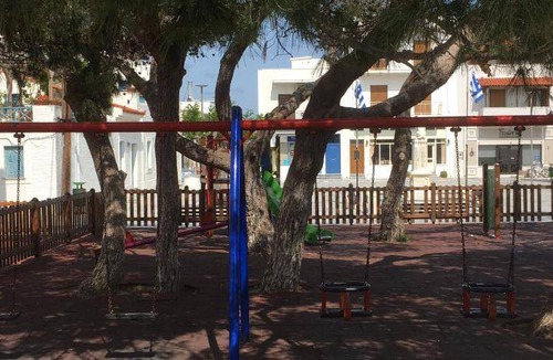 Ormos Korthiou Apartment | 62 m² Apartment ∙ 2 bedrooms ∙ 5 guests
