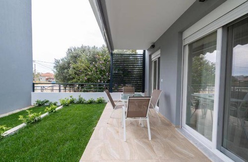 Paralia Ofryniou Apartment | 62 m² Apartment ∙ 2 bedrooms ∙ 6 guests