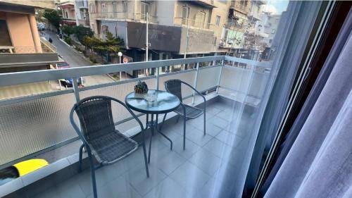 Dafni-Ymittos Apartment | 65 m² Apartment ∙ 2 bedrooms ∙ 4 guests