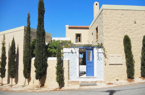 Syros House | 65 m² House ∙ 2 bedrooms ∙ 4 guests