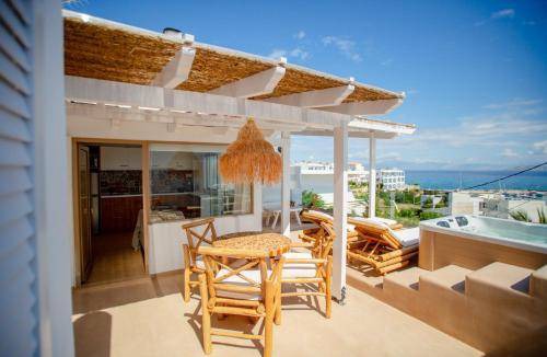 Milos House | 65 m² House ∙ 3 bedrooms ∙ 6 guests