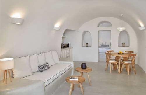 Firostefani Villa | 68 m² Villa ∙ 1 bedroom ∙ 3 guests