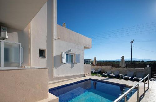 Skaleta House | 7 bedroom villa with pool, 700m from the beach!