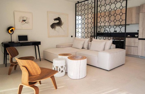 Glyfada Apartment | 70 m² Apartment ∙ 1 bedroom ∙ 2 guests