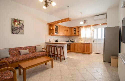 Naxos Apartment | 70 m² Apartment ∙ 2 bedrooms ∙ 4 guests