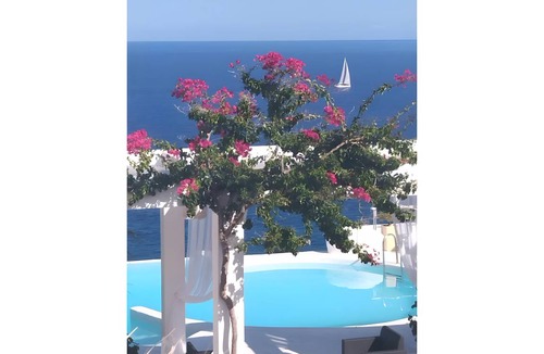 Kithira House | 70 m² Finca ∙ 2 bedrooms ∙ 4 guests