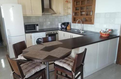 Lefkos House | 70 m² House ∙ 2 bedrooms ∙ 5 guests