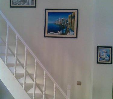 Haniotis House | 70 m² House ∙ 3 bedrooms ∙ 7 guests