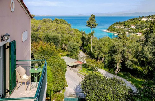 Lakka Villa | 70 m² Villa ∙ 2 bedrooms ∙ 4 guests