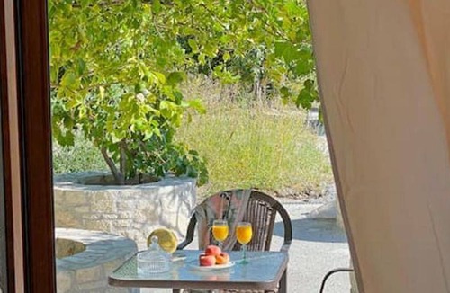 Heraklion Apartment | 72 m² Apartment ∙ 2 bedrooms ∙ 5 guests