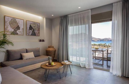 Agios Ioannis Apartment | 72 m² Serviced apartment ∙ 4 guests
