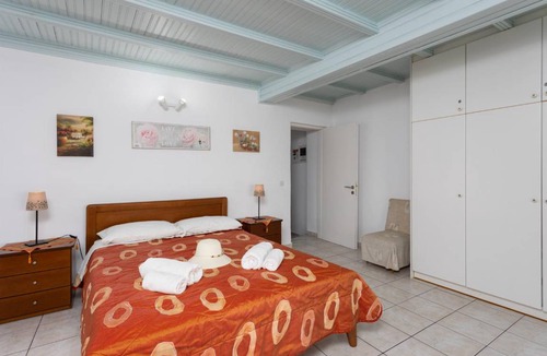 Katavolos Apartment | 75 m² Apartment ∙ 1 bedroom ∙ 4 guests
