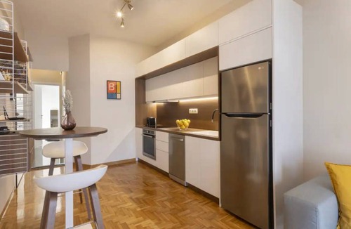 Thissio Apartment | 75 m² Apartment ∙ 2 bedrooms ∙ 3 guests