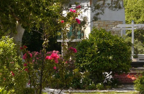 Dorida House | 75 m² House ∙ 2 bedrooms ∙ 4 guests