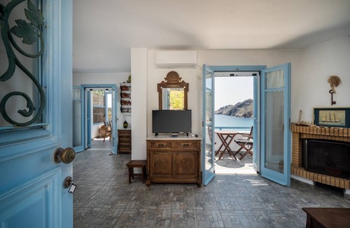 Serifos House | 75 m² House ∙ 2 bedrooms ∙ 4 guests