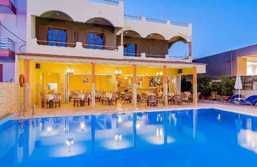 Petaloudes Apartment | 75 m² Serviced apartment ∙ 2 bedrooms ∙ 127 guests