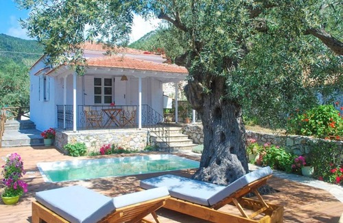 Votsi Villa | 75 m² Villa ∙ 1 bedroom ∙ 2 guests