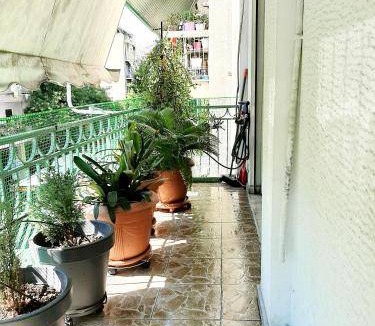 Athens Apartment | 77 m² Apartment ∙ 2 bedrooms ∙ 5 guests
