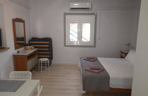 Romanos House | 77 m² House ∙ 2 bedrooms ∙ 7 guests