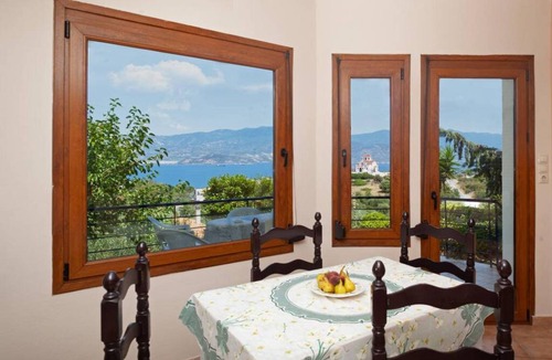 Volos Villa | 77 m² Villa ∙ 2 bedrooms ∙ 4 guests