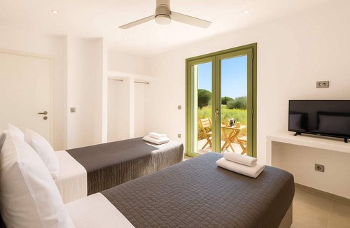 Ampelas House | 78 m² House ∙ 2 bedrooms ∙ 4 guests