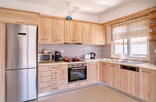 Kavallos House | 80 m² House ∙ 2 bedrooms ∙ 8 guests