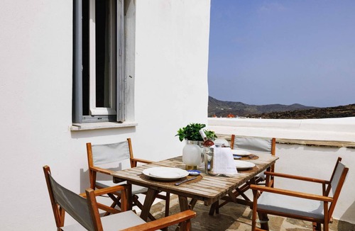 Panormos House | 80 m² House ∙ 2 bedrooms ∙ 4 guests