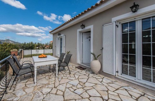 Agia Marina House | 80 m² House ∙ 2 bedrooms ∙ 5 guests